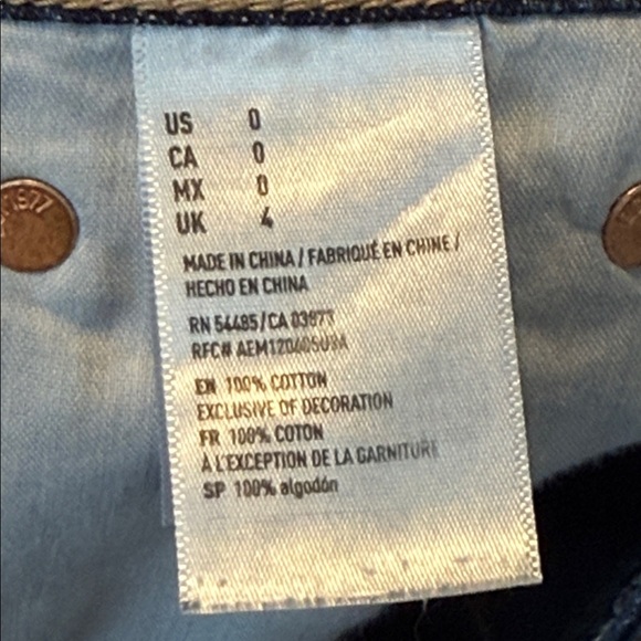 American Eagle Women’s Tomgirl Shortie Denim Distressed Shorts Size 0 - Picture 5 of 6